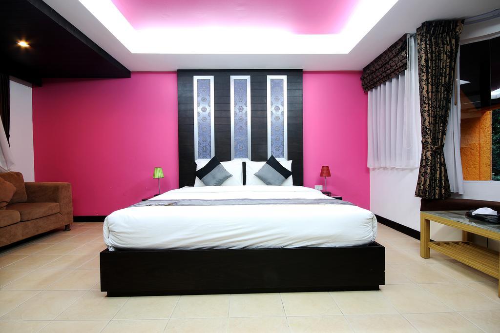 Oasis Inn Bangkok Bagian luar foto